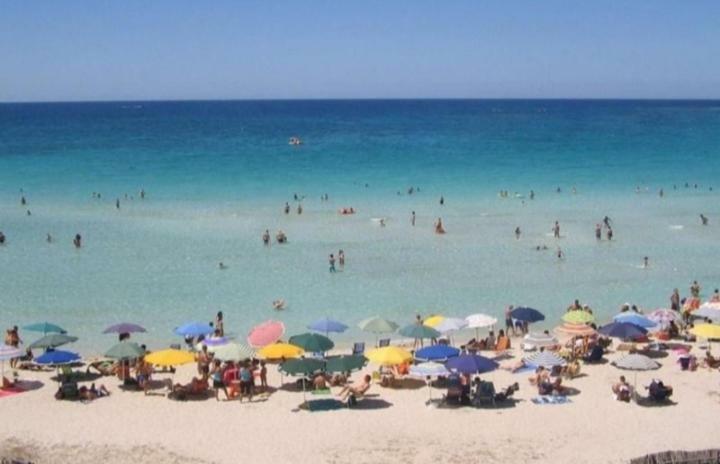 Acquazzurra Affittacamere Torre Lapillo Eksteriør billede